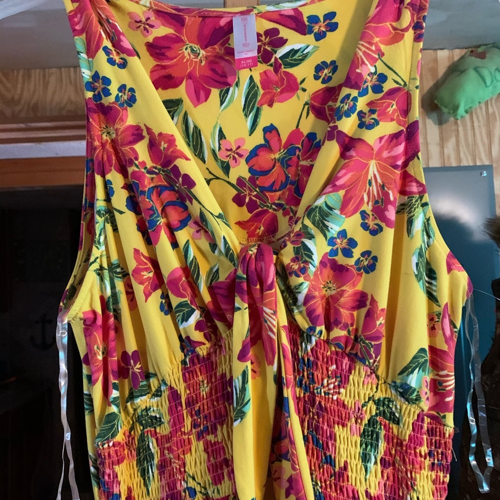 Romper - Picture 4 of 5